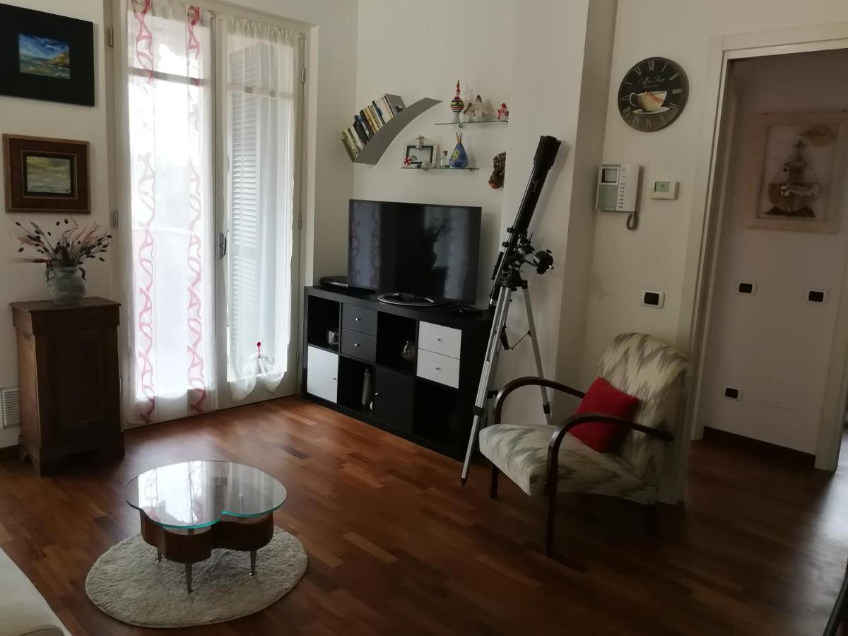 Appartamento La Collina Del Sole Леричи Екстериор снимка