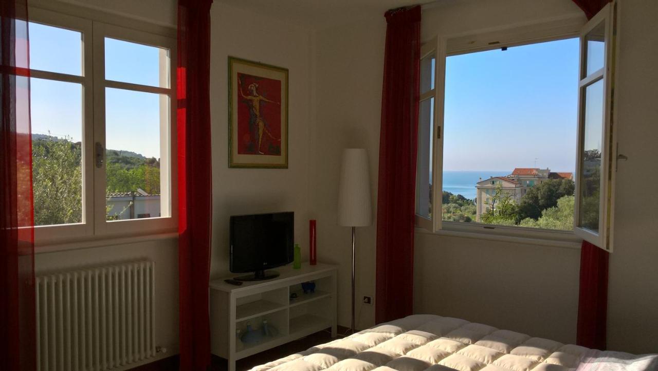 Appartamento La Collina Del Sole Леричи Екстериор снимка