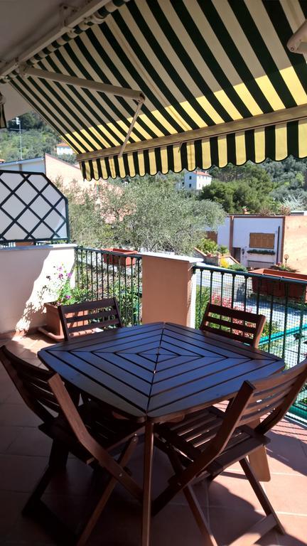 Appartamento La Collina Del Sole Леричи Екстериор снимка