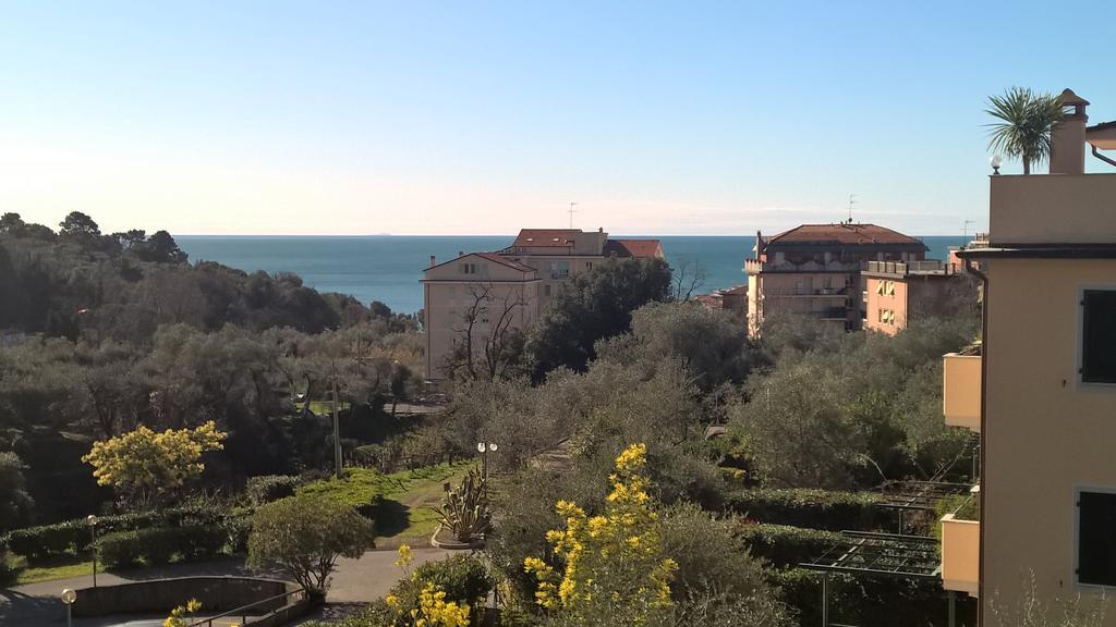 Appartamento La Collina Del Sole Леричи Екстериор снимка