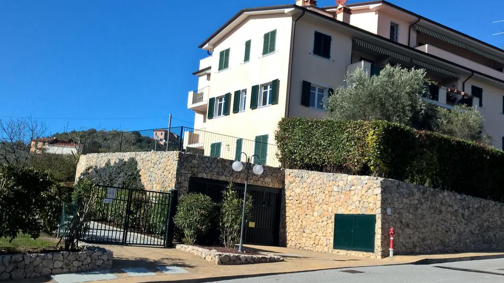 Appartamento La Collina Del Sole Леричи Екстериор снимка